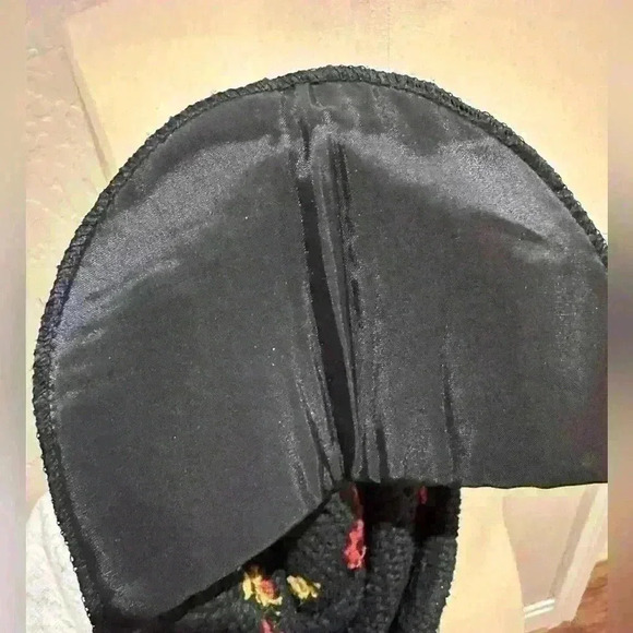 VTG Casual Corner Women’s S Limited Edition Hand Knit Sweater Grannycore Beaded - Picture 10 of 11